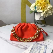 Bottega Veneta THE MINI CHAIN POUCH 620229 red HV02364lk46