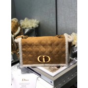 DIOR 30 MONTAIGNE CHAIN BAG Camel-Colored Shearling M9208 HV07309Lp50