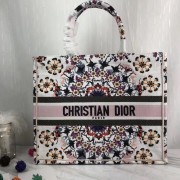 DIOR BOOK TOTE BAG VAN GEBORDUURD CANVAS M1286ZBE HV00012PC54