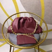 Imitation 1:1 Bottega Veneta Nappa lambskin soft wide large Shoulder Bag 585853 Burgundy HV05562LT32