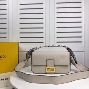 Imitation Fendi BAGUETTE leather bag F2466 beige HV00024Za30