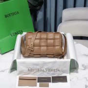 Knockoff Best Bottega Veneta PADDED CASSETTE BAG 591970 Sandalwood HV03890sm35