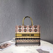 Replica Best Quality DIOR BOOK TOTE EMBROIDERED CANVAS BAG M1287-1 HV00165Rf83