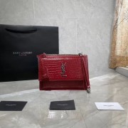 Yves Saint Laurent Calfskin Leather Shoulder Bag Y542206A red&silver-Tone Metal HV01216wv88