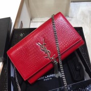 Yves saint Laurent crocodile leather Shoulder Bag 1456 red Silver Chain HV02835Va47