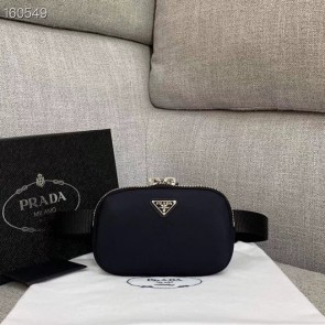 AAA Replica Prada Re-Edition nylon Pocket 82033 black HV05221cf50