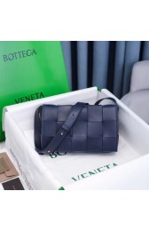 Replica Bottega Veneta BORSA CASSETTE 578004 Royal Blue HV02822EO56